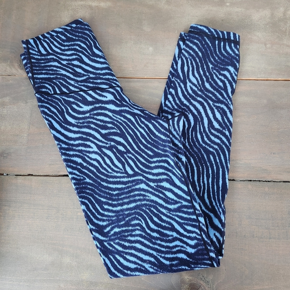Aerie Real Me High Waisted Blue Zebra Printed Leggings - Size S/25-inch Inseam - Picture 4 of 6